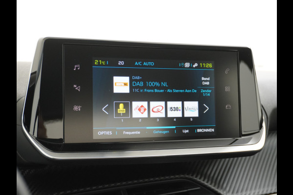 Peugeot e-2008 EV Active Pack 50kWh Navi Ecc Apple Carplay Android Auto Cruise Control Keyless DAB+ Bluetooth Led Connected services Verkeersbord detectie 1e Eigenaar Origineel Nederlandse Auto