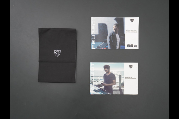 Peugeot e-2008 EV Active Pack 50kWh Navi Ecc Apple Carplay Android Auto Cruise Control Keyless DAB+ Bluetooth Led Connected services Verkeersbord detectie 1e Eigenaar Origineel Nederlandse Auto