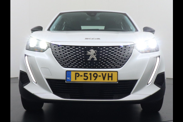Peugeot e-2008 EV Active Pack 50kWh Navi Ecc Apple Carplay Android Auto Cruise Control Keyless DAB+ Bluetooth Led Connected services Verkeersbord detectie 1e Eigenaar Origineel Nederlandse Auto