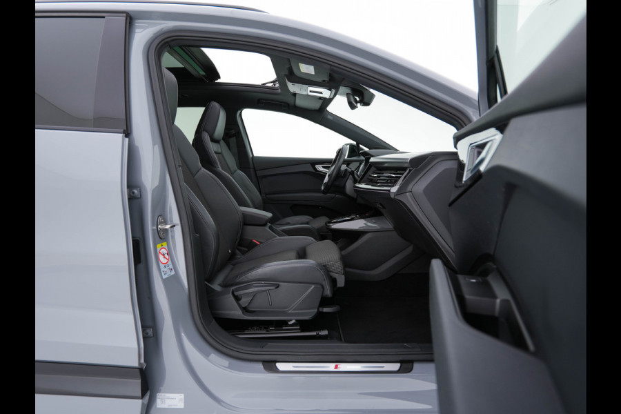 Audi Q4 e-tron 40 Launch edition S Competition 77 kWh [ 3-Fase ] {SOH-90%} (INCL.BTW) *HEAT-PUMP | PANO | HEAD-UP | LEATHER-FABRIC | MATRIX-LED | SONOS-SOUND | ADAPTIVE-CRUISE | HEATED-SPORTSEATS | AMBIENT-LIGHT | DIGI-COCKPIT | CAMERA | KEYLESS | DAB+ | NAVI-FULLMA
