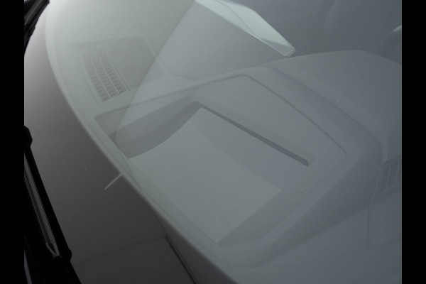 Audi Q4 e-tron 40 Launch edition S Competition 77 kWh [ 3-Fase ] {SOH-90%} (INCL.BTW) *HEAT-PUMP | PANO | HEAD-UP | LEATHER-FABRIC | MATRIX-LED | SONOS-SOUND | ADAPTIVE-CRUISE | HEATED-SPORTSEATS | AMBIENT-LIGHT | DIGI-COCKPIT | CAMERA | KEYLESS | DAB+ | NAVI-FULLMA