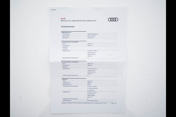 Audi Q4 e-tron 40 Launch edition S Competition 77 kWh [ 3-Fase ] {SOH-90%} (INCL.BTW) *HEAT-PUMP | PANO | HEAD-UP | LEATHER-FABRIC | MATRIX-LED | SONOS-SOUND | ADAPTIVE-CRUISE | HEATED-SPORTSEATS | AMBIENT-LIGHT | DIGI-COCKPIT | CAMERA | KEYLESS | DAB+ | NAVI-FULLMA