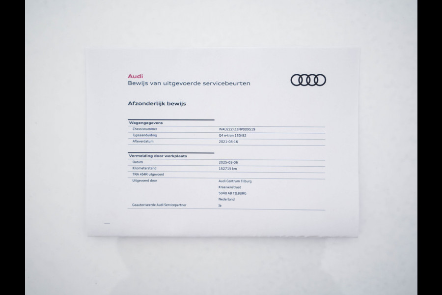 Audi Q4 e-tron 40 Launch edition S Competition 77 kWh [ 3-Fase ] {SOH-90%} (INCL.BTW) *HEAT-PUMP | PANO | HEAD-UP | LEATHER-FABRIC | MATRIX-LED | SONOS-SOUND | ADAPTIVE-CRUISE | HEATED-SPORTSEATS | AMBIENT-LIGHT | DIGI-COCKPIT | CAMERA | KEYLESS | DAB+ | NAVI-FULLMA