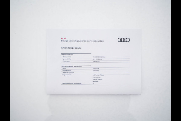 Audi Q4 e-tron 40 Launch edition S Competition 77 kWh [ 3-Fase ] {SOH-90%} (INCL.BTW) *HEAT-PUMP | PANO | HEAD-UP | LEATHER-FABRIC | MATRIX-LED | SONOS-SOUND | ADAPTIVE-CRUISE | HEATED-SPORTSEATS | AMBIENT-LIGHT | DIGI-COCKPIT | CAMERA | KEYLESS | DAB+ | NAVI-FULLMA