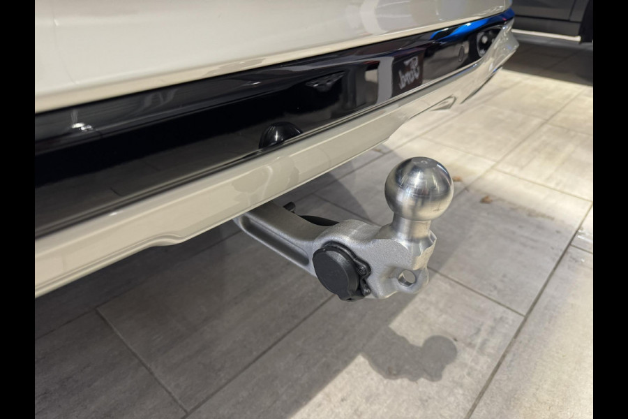 Ford Kuga 2.5 PHEV Sound Edition 243pk | Ford Voorraad | Panorama Dak | 20 inch Lichtmetaal | Winterpack | Matrix LED | Driver Assistance Pack