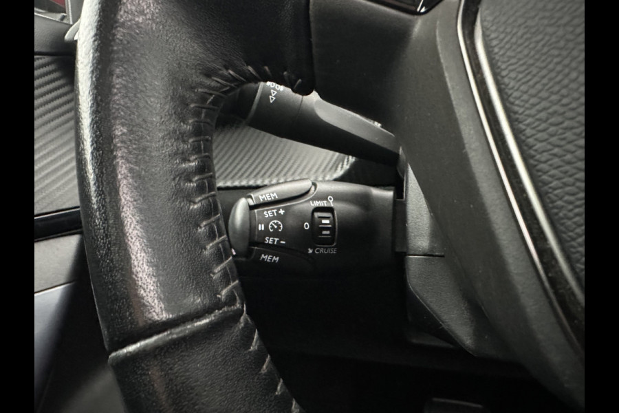 Peugeot e-2008 EV Allure 50 kWh [ 3-Fase ] {SOH-84%} (INCL.BTW) *PANO | LEATHER-FABRIC | FULL-LED | SPORT-SEATS | DIGI-COCKPIT | CAMERA | KEYLESS | PRIVACY-GLASS | NAVI-FULLMAP | ECC | PDC | CRUISE | 17''ALU*
