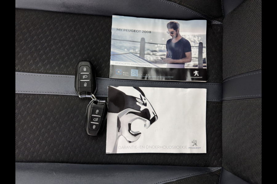 Peugeot e-2008 EV Allure 50 kWh [ 3-Fase ] {SOH-84%} (INCL.BTW) *PANO | LEATHER-FABRIC | FULL-LED | SPORT-SEATS | DIGI-COCKPIT | CAMERA | KEYLESS | PRIVACY-GLASS | NAVI-FULLMAP | ECC | PDC | CRUISE | 17''ALU*