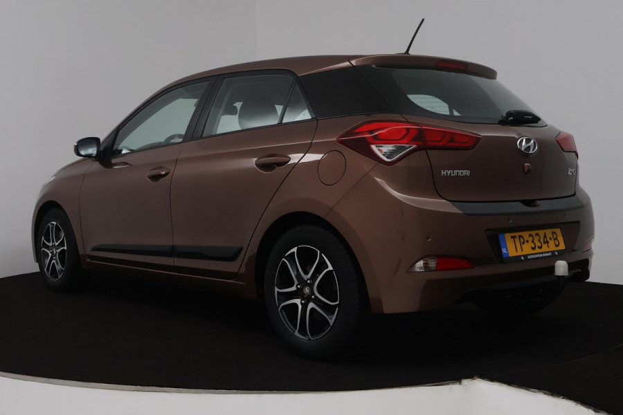 Hyundai i20 1.0 T-GDI Comfort (TREKHAAK, ACHTERUITRIJCAMERA, LANE-ASSIST, PARKEERSENSOREN, CRUISE CONTROL)