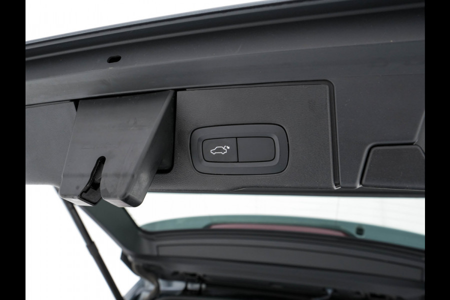 Volvo XC60 2.0 Recharge T8 AWD Inscription (INCL.BTW) *PANO | HEAD-UP |  LUXURY-LEATHER | FULL-LED | MEMORY-PACK | HARMAN/KARDON | HEATED-COMFORTSEATS | LANE-ASSIST | BLIND-SPOT | DAB+ | NAVI-FULLMAP | DIGI-COCKPIT | 19''ALU | TOWBAR*