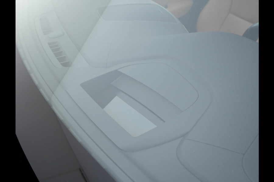 Volvo XC60 2.0 Recharge T8 AWD Inscription (INCL.BTW) *PANO | HEAD-UP |  LUXURY-LEATHER | FULL-LED | MEMORY-PACK | HARMAN/KARDON | HEATED-COMFORTSEATS | LANE-ASSIST | BLIND-SPOT | DAB+ | NAVI-FULLMAP | DIGI-COCKPIT | 19''ALU | TOWBAR*
