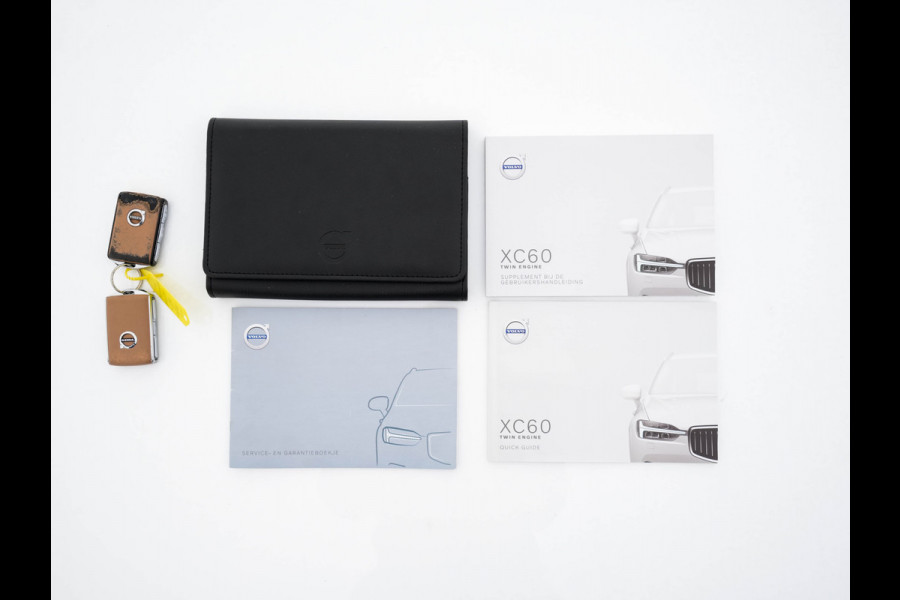 Volvo XC60 2.0 Recharge T8 AWD Inscription (INCL.BTW) *PANO | HEAD-UP |  LUXURY-LEATHER | FULL-LED | MEMORY-PACK | HARMAN/KARDON | HEATED-COMFORTSEATS | LANE-ASSIST | BLIND-SPOT | DAB+ | NAVI-FULLMAP | DIGI-COCKPIT | 19''ALU | TOWBAR*