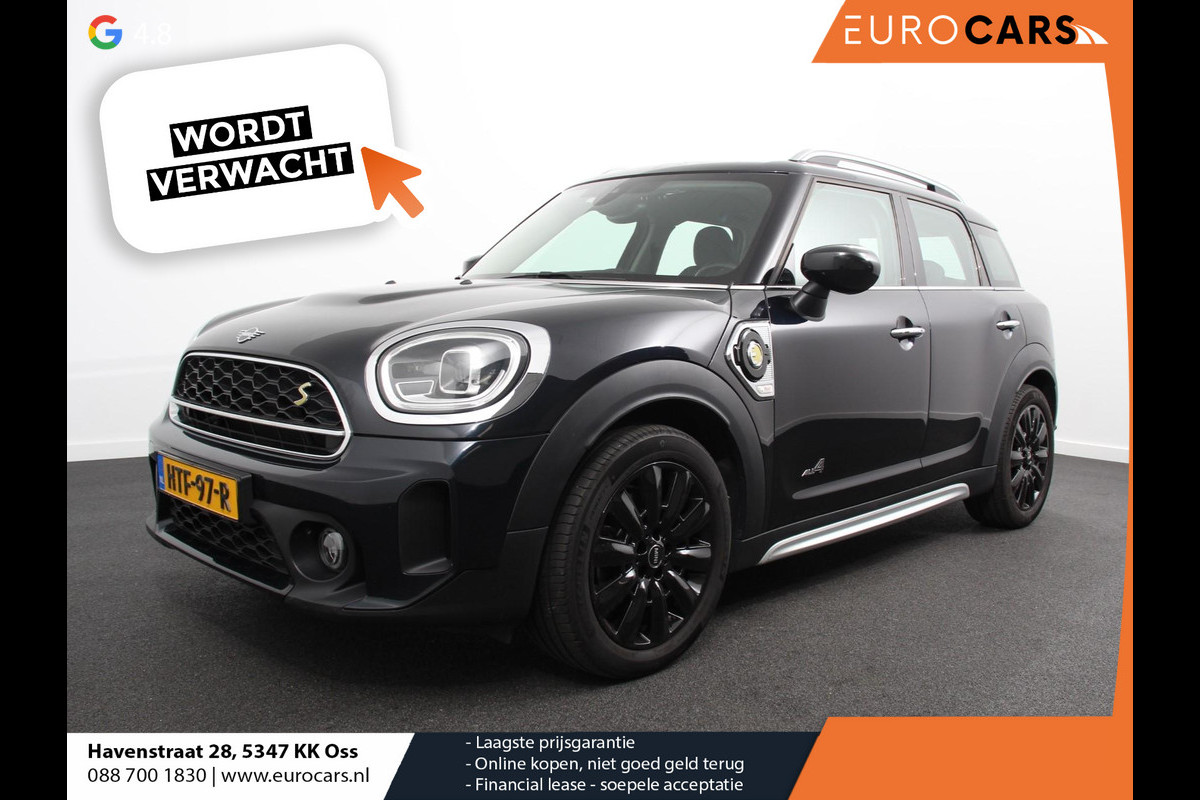 MINI Countryman PHEV 2.0 Cooper S E ALL4 Classic | Navigatie | Parkeersensoren achter | Achteruitrij camera | Cruise Control | Airco | 17” Lichtmetalen Velgen | Dakrails | Verwarmde voorstoelen | LED
