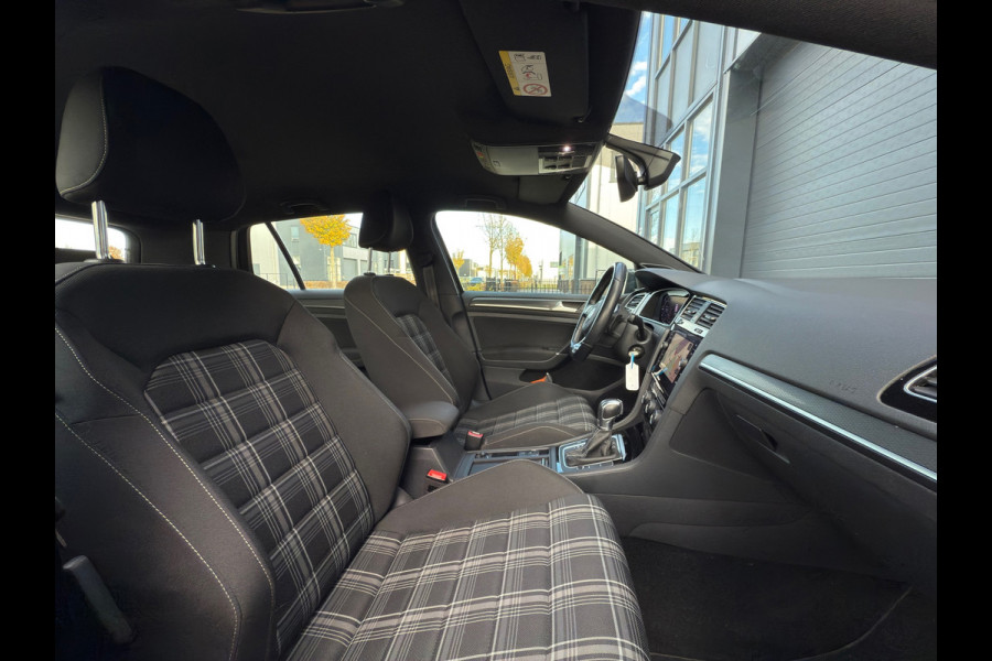 Volkswagen Golf 2.0 GTD / DSG / NAP / CARPLAY / NAP / ACTIE