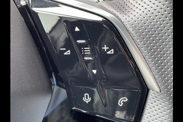 Peugeot 3008 136pk Hybrid GT First Edition (Elektrische Klep - Stoel-/- stuurverwarming - Adaptieve Cruise Controle - Camera - Keyless Entry