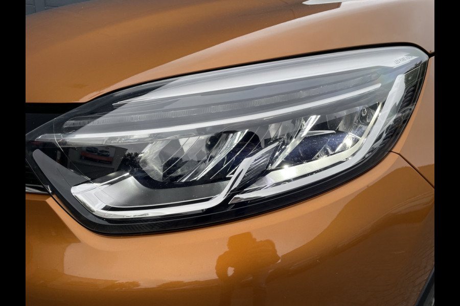 Renault Captur 130pk Intens (Trekhaak - Camera - Parkeersensoren V+A - LED - Keyless Entry - Stoelverwarming - Automatische Airco - Navigatie)