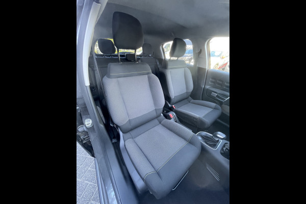 Citroën C3 110pk Max (Keyless Entry - Camera - LED - Automatische Airco - Apple Carplay - Navigatie)