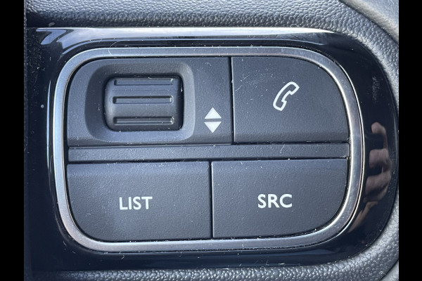 Citroën C3 110pk Max (Keyless Entry - Camera - LED - Automatische Airco - Apple Carplay - Navigatie)