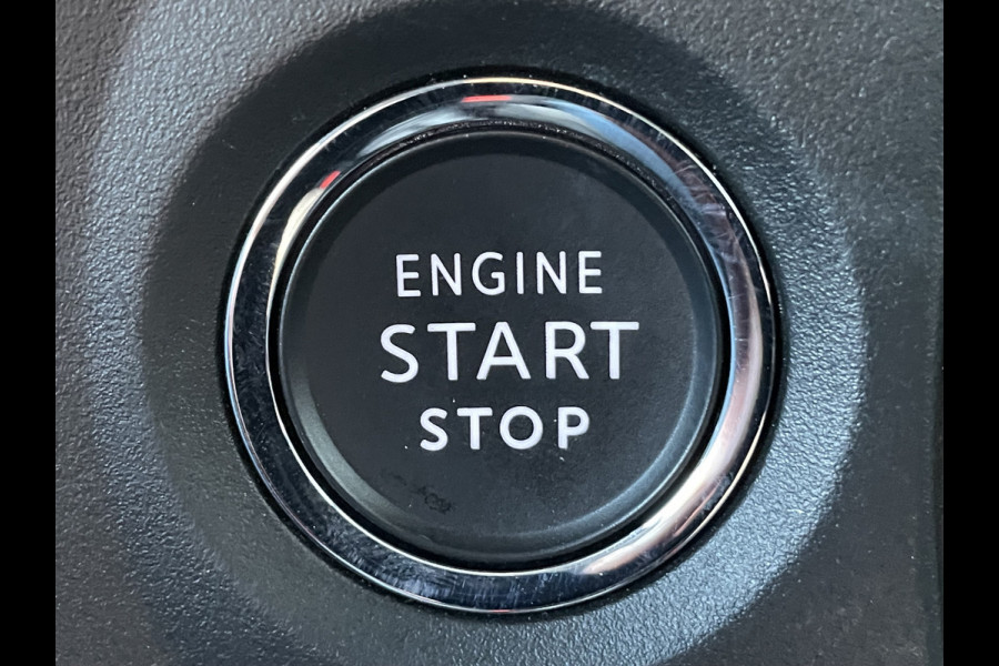 Citroën C3 110pk Max (Keyless Entry - Camera - LED - Automatische Airco - Apple Carplay - Navigatie)