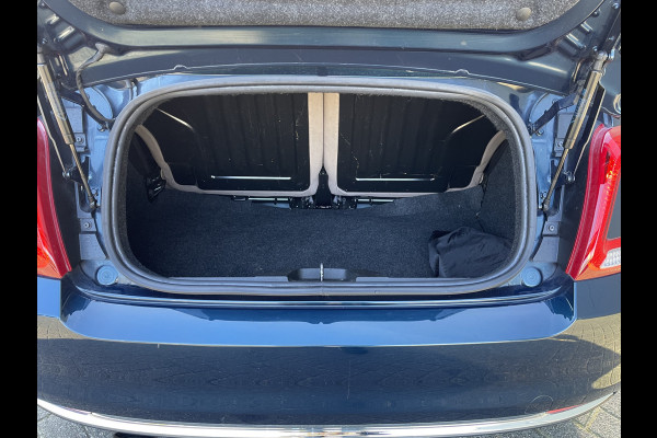 Fiat 500C 86pk Lounge (Navigatie - Leder - Stoelverwarming - Apple Carplay - Airco - Cruise Controle - 15"velgen)