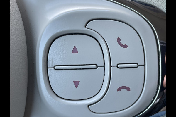Fiat 500C 86pk Lounge (Navigatie - Leder - Stoelverwarming - Apple Carplay - Airco - Cruise Controle - 15"velgen)