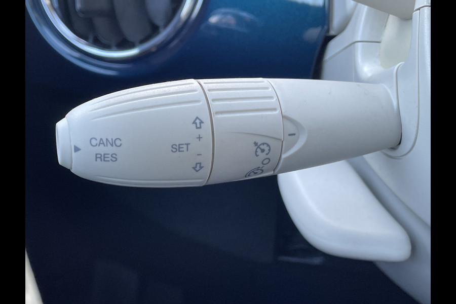 Fiat 500C 86pk Lounge (Navigatie - Leder - Stoelverwarming - Apple Carplay - Airco - Cruise Controle - 15"velgen)