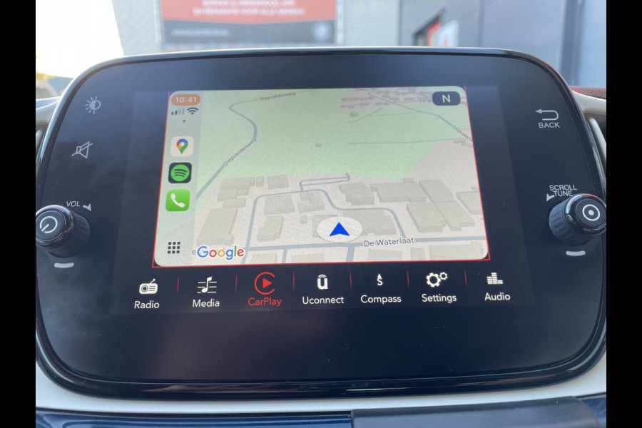 Fiat 500C 86pk Lounge (Navigatie - Leder - Stoelverwarming - Apple Carplay - Airco - Cruise Controle - 15"velgen)