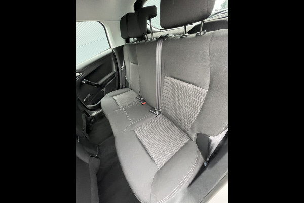 Peugeot 208 82pk Blue Lion (Airco - Navigatie - Apple Carplay - Parkeersensoren - Lichtmetalen velgen)