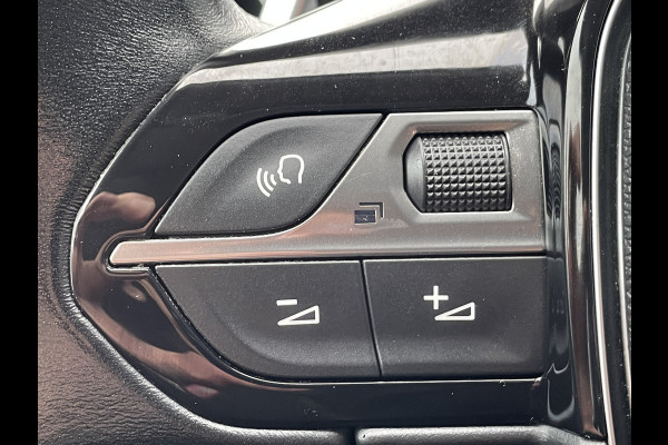 Peugeot 3008 180pk Allure Pack (Trekhaak - Leder - 360gr Camera - 19"- Navigatie - Automatische Airco - Apple Carplay)