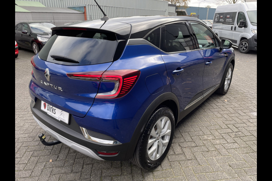 Renault Captur 90pk Intens (Trekhaak - Camera - Parkeersensoren V+A - Automatische Airco - LED - Keyless Entry - Navigatie)