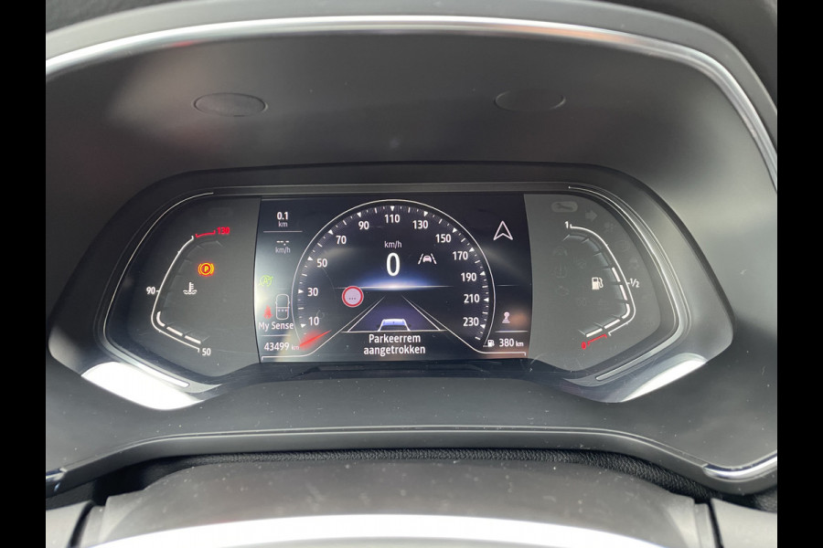 Renault Captur 90pk Intens (Trekhaak - Camera - Parkeersensoren V+A - Automatische Airco - LED - Keyless Entry - Navigatie)