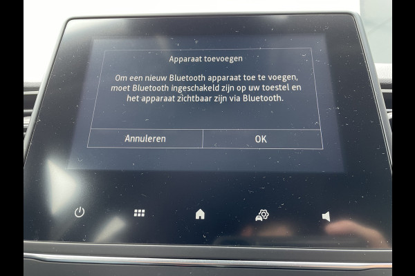 Renault Captur 90pk Intens (Trekhaak - Camera - Parkeersensoren V+A - Automatische Airco - LED - Keyless Entry - Navigatie)