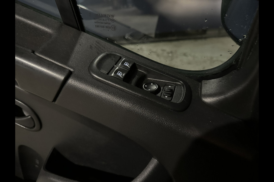 Opel Movano 2.3 Turbo 150pk L2H2 Inrichting Euro6 Airco | Imperiaal | 2500kg Trekhaak | LED | Camera Cruisecontrol, Parkeersensoren