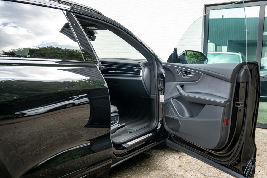 Audi Q8 60 TFSI e quattro S Competition B&O High-End 169k