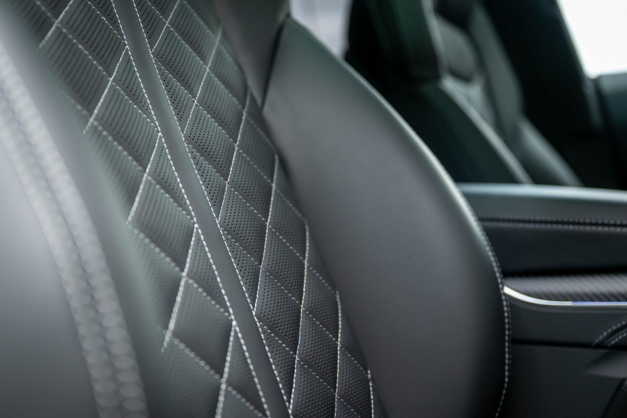 Audi Q8 60 TFSI e quattro S Competition B&O High-End 169k