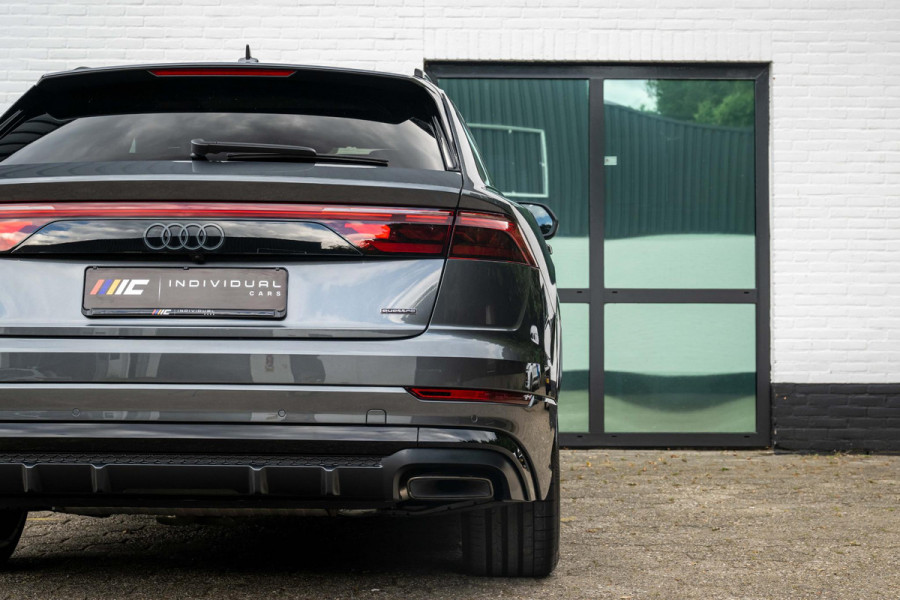 Audi Q8 60 TFSI e quattro S Competition B&O High-End 169k