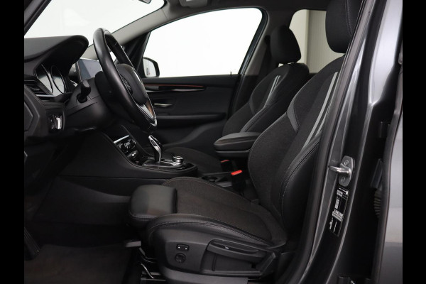BMW 2 Serie Gran Tourer 218i High Executive 7-persoons | Sport Line | Head-Up | Trekhaak | Sportstoelen | Full LED | Navigatie | Climate control | Parkeerhulp | Cruise control
