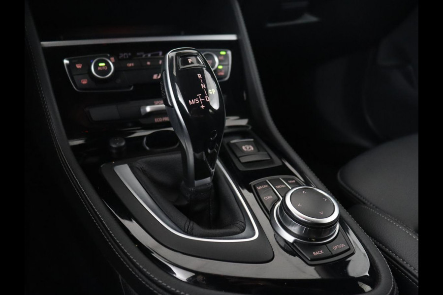 BMW 2 Serie Gran Tourer 218i High Executive 7-persoons | Sport Line | Head-Up | Trekhaak | Sportstoelen | Full LED | Navigatie | Climate control | Parkeerhulp | Cruise control