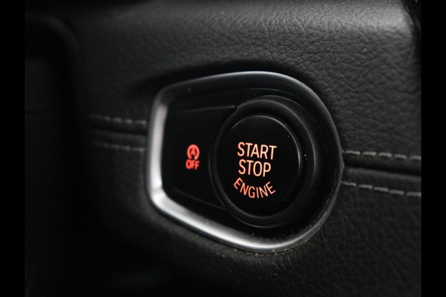 BMW 2 Serie Gran Tourer 218i High Executive 7-persoons | Sport Line | Head-Up | Trekhaak | Sportstoelen | Full LED | Navigatie | Climate control | Parkeerhulp | Cruise control