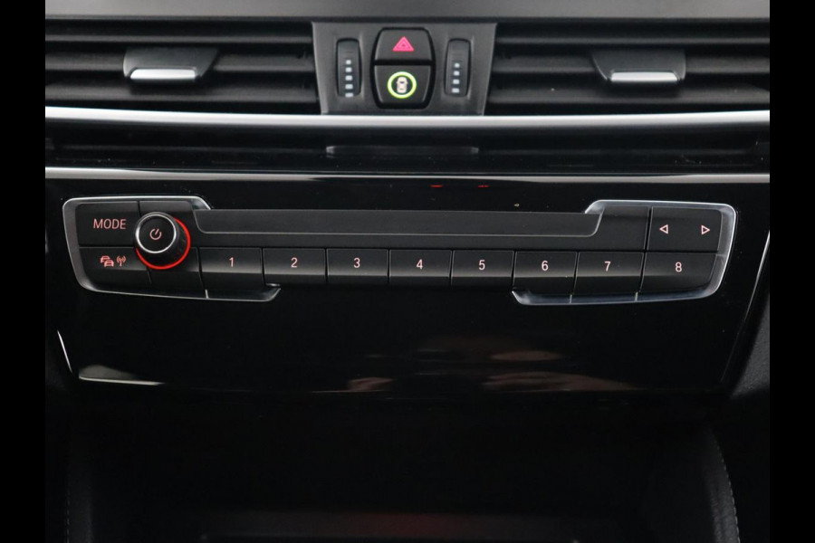 BMW 2 Serie Gran Tourer 218i High Executive 7-persoons | Sport Line | Head-Up | Trekhaak | Sportstoelen | Full LED | Navigatie | Climate control | Parkeerhulp | Cruise control