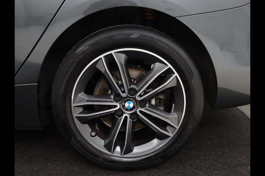 BMW 2 Serie Gran Tourer 218i High Executive 7-persoons | Sport Line | Head-Up | Trekhaak | Sportstoelen | Full LED | Navigatie | Climate control | Parkeerhulp | Cruise control