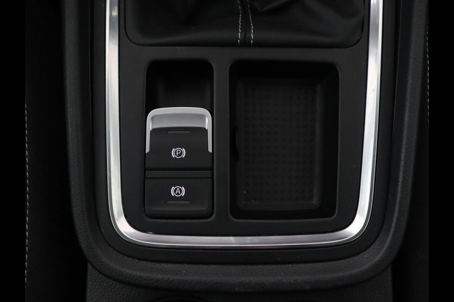 Seat Ateca 2.0 TDI Style Intens | Carplay | Camera | Navigatie | Full LED | Park Assist | Cruise control | Climate control | Getint glas