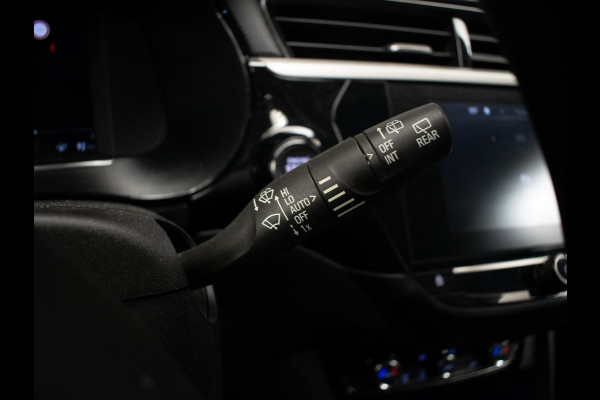 Opel CORSA-E Edition 50 kWh Sport (APPLE CARPLAY,NAVI,LED,SPORTSTOELEN,PDC,NIEUWE APK,NETTESTAAT)