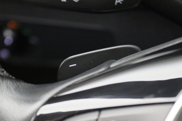 Volkswagen Tiguan 1.4 TSI ACT Comfortline Business R-Line Panoramadak, Virtual Cockpit, Camera, Apple Carplay, LED, 19"