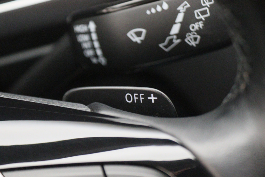 Volkswagen Tiguan 1.4 TSI ACT Comfortline Business R-Line Panoramadak, Virtual Cockpit, Camera, Apple Carplay, LED, 19"