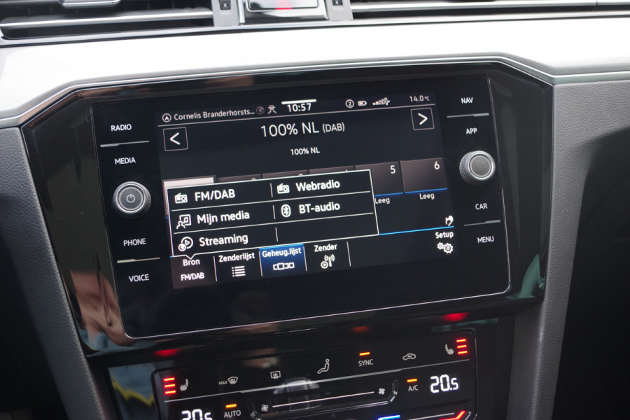 Volkswagen Passat Variant 1.4 TSI 218 PK PHEV GTE BNS, Trekhaak, Panoramadak, Winterpakket, Carplay