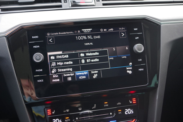 Volkswagen Passat Variant 1.4 TSI 218 PK PHEV GTE BNS, Trekhaak, Panoramadak, Winterpakket, Carplay