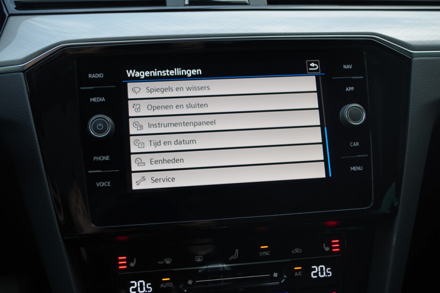 Volkswagen Passat Variant 1.4 TSI 218 PK PHEV GTE BNS, Trekhaak, Panoramadak, Winterpakket, Carplay