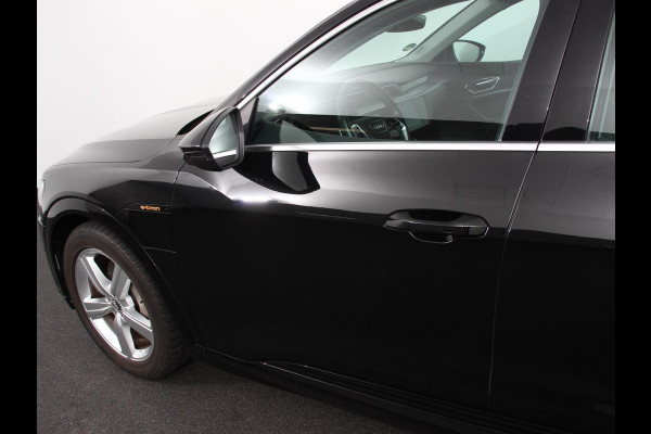 Audi e-tron 50 Quattro Launch edition | Navigatie | Luchtvering | Climate Control | Parkeer Sensoren | Lichtmetalen velgen | Cruise control | Digitale Cockpit | Electrisch bedienbare achterklep