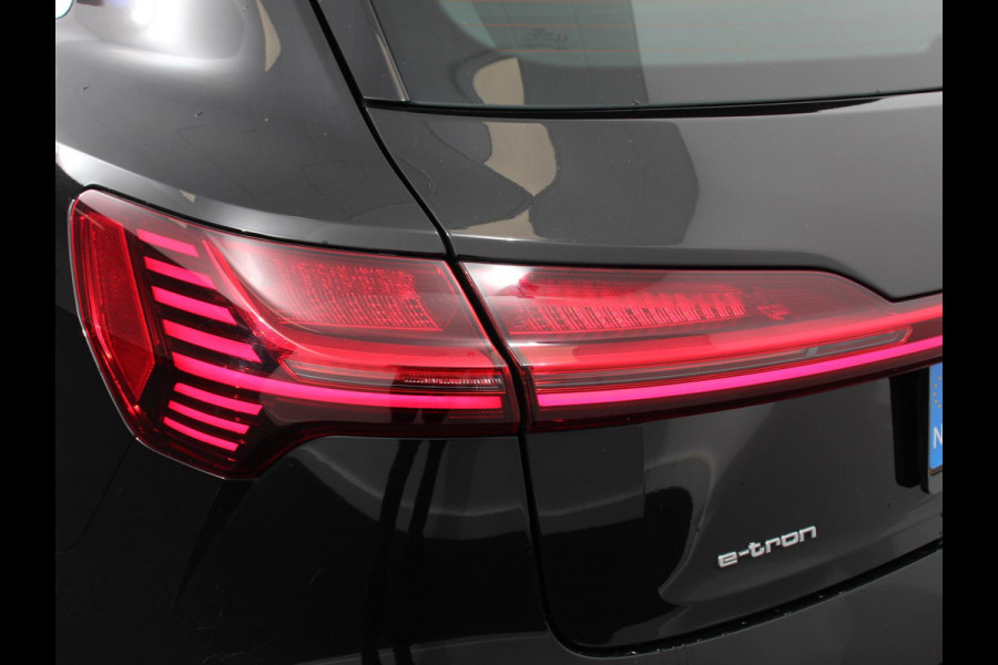 Audi e-tron 50 Quattro Launch edition | Navigatie | Luchtvering | Climate Control | Parkeer Sensoren | Lichtmetalen velgen | Cruise control | Digitale Cockpit | Electrisch bedienbare achterklep