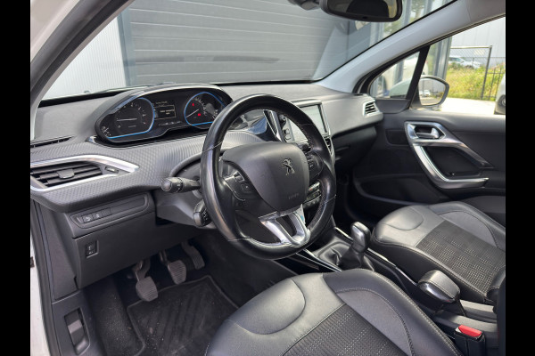 Peugeot 2008 1.2 Allure / Parelmoer / Navi / ACTIE !
